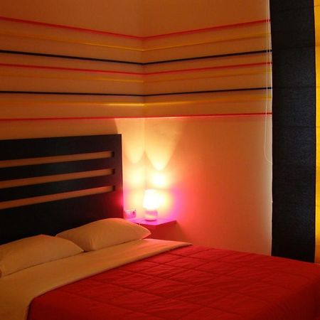 Room In A Neoclassical House - Ladybug Kastoria Extérieur photo