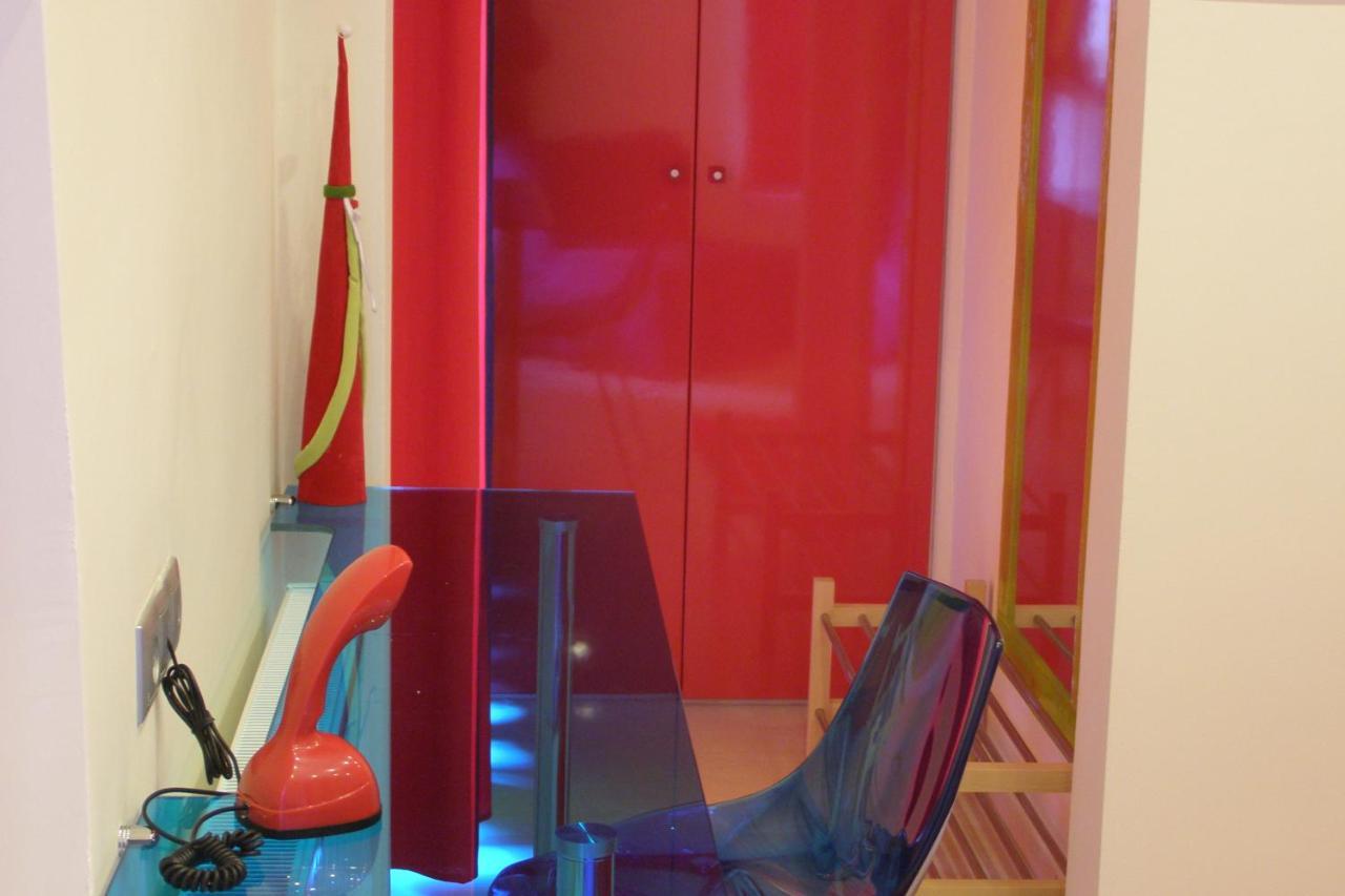 Room In A Neoclassical House - Ladybug Kastoria Extérieur photo