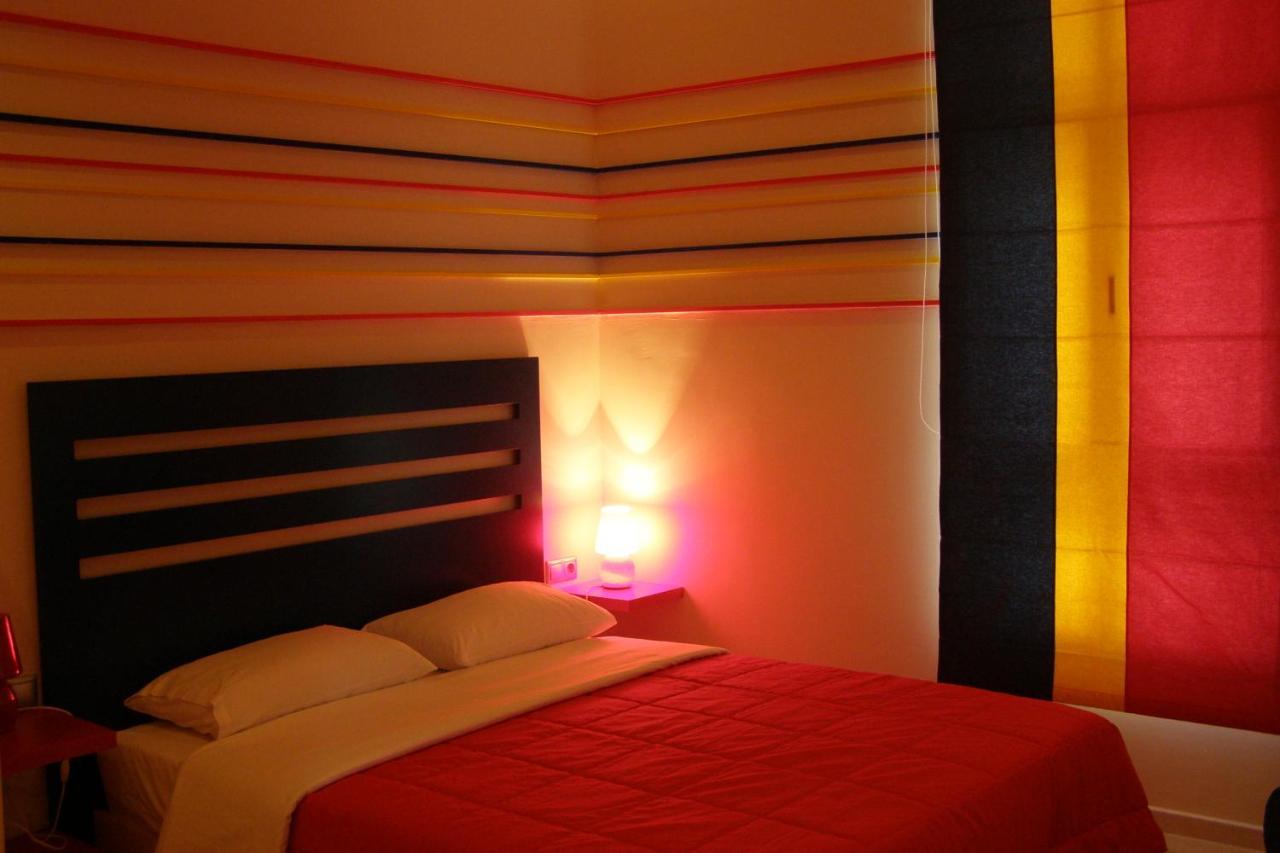 Room In A Neoclassical House - Ladybug Kastoria Extérieur photo